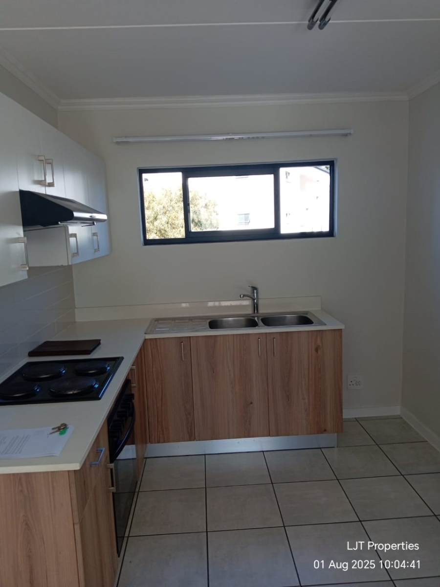 To Let 3 Bedroom Property for Rent in Witfield Gauteng