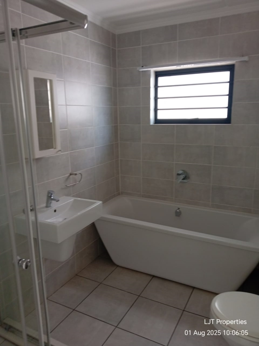 To Let 3 Bedroom Property for Rent in Witfield Gauteng