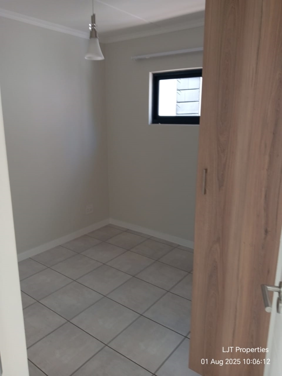 To Let 3 Bedroom Property for Rent in Witfield Gauteng