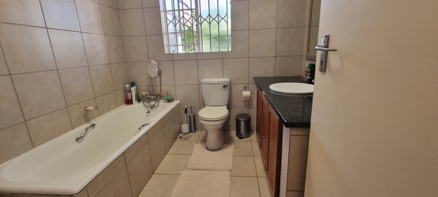 3 Bedroom Property for Sale in Fourways Gauteng