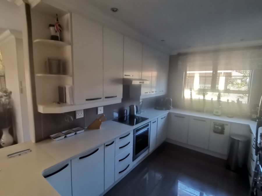 3 Bedroom Property for Sale in New Market Park Gauteng