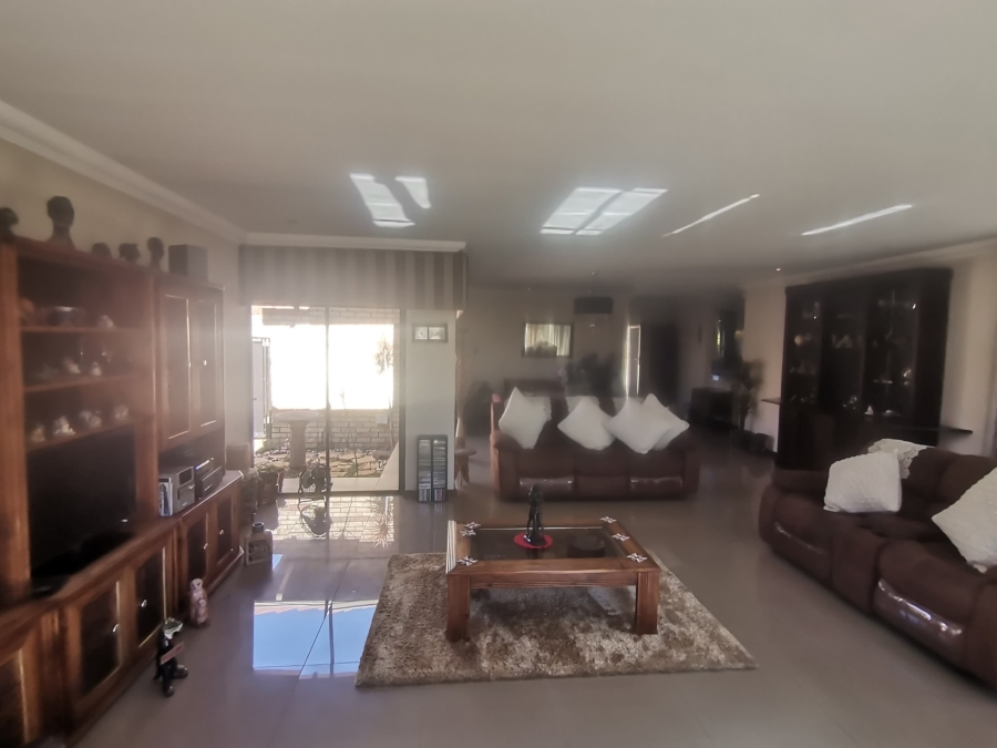 3 Bedroom Property for Sale in New Market Park Gauteng