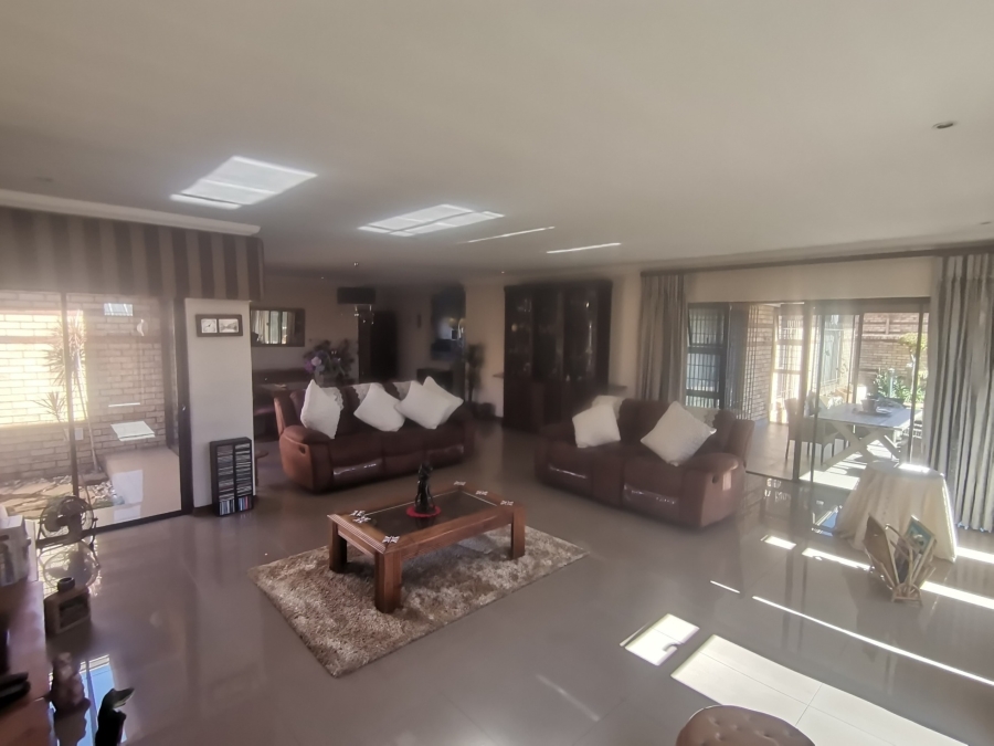3 Bedroom Property for Sale in New Market Park Gauteng