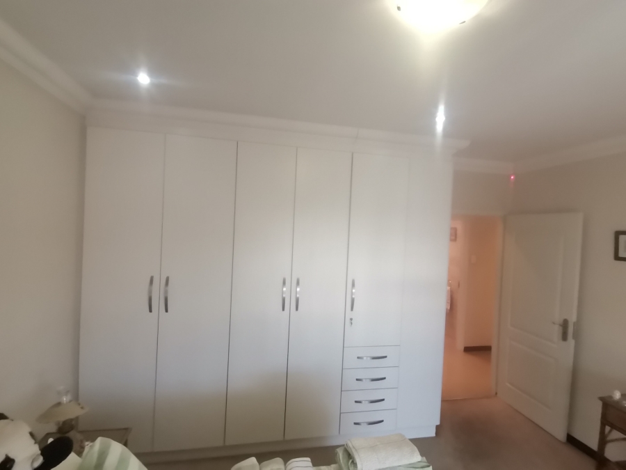 3 Bedroom Property for Sale in New Market Park Gauteng