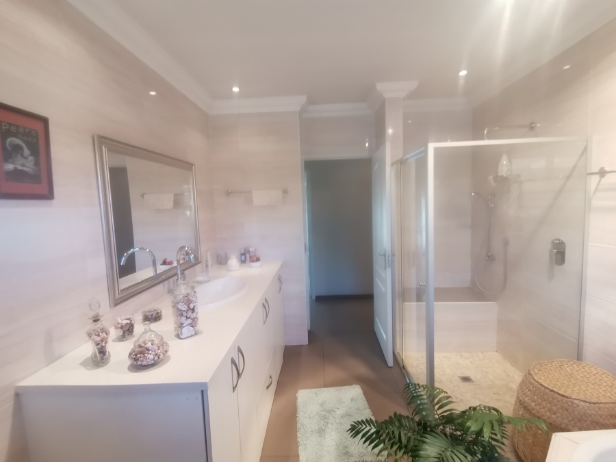 3 Bedroom Property for Sale in New Market Park Gauteng