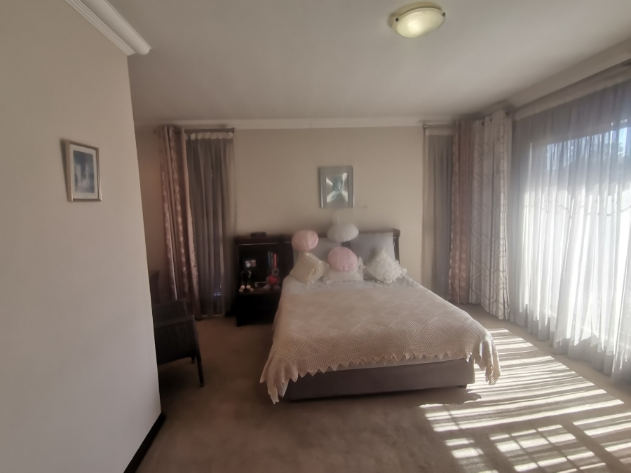 3 Bedroom Property for Sale in New Market Park Gauteng
