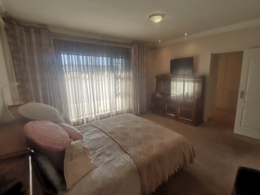 3 Bedroom Property for Sale in New Market Park Gauteng