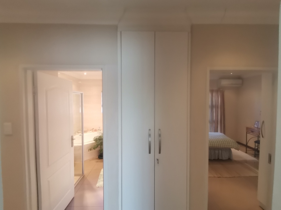 3 Bedroom Property for Sale in New Market Park Gauteng