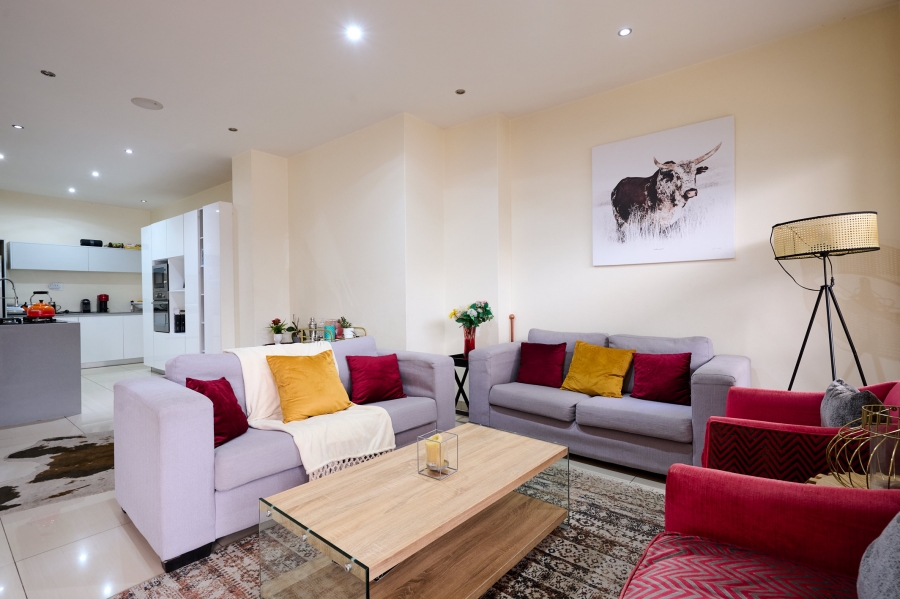 4 Bedroom Property for Sale in Waterfall Country Village Gauteng