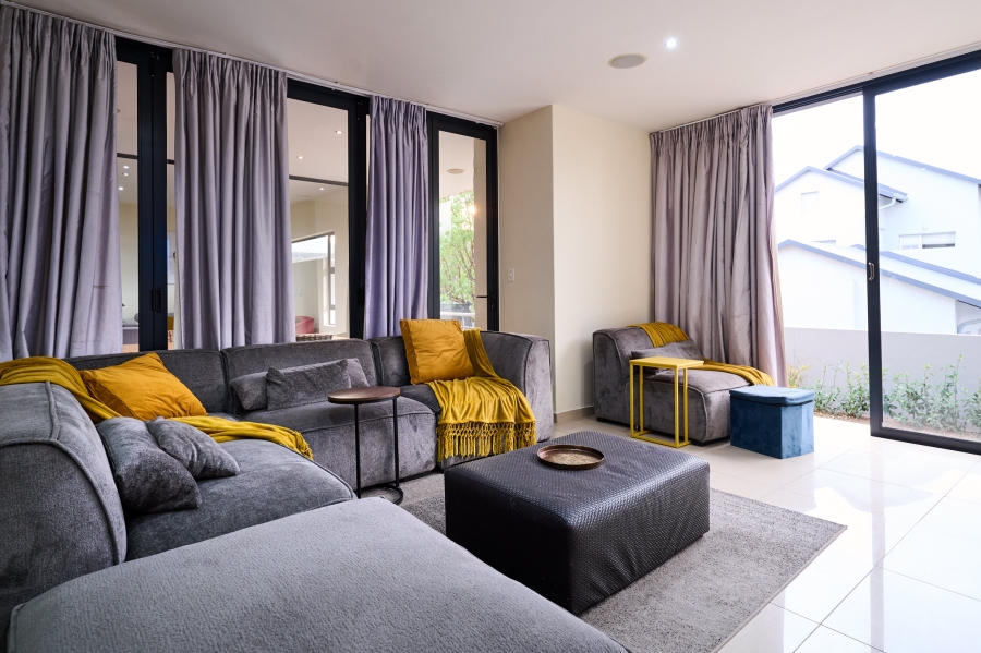 4 Bedroom Property for Sale in Waterfall Country Village Gauteng