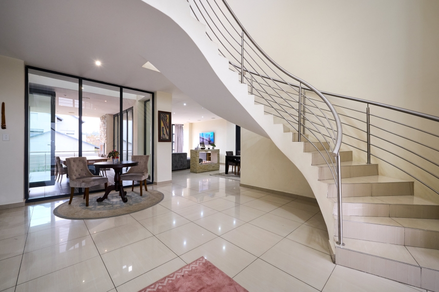 4 Bedroom Property for Sale in Waterfall Country Village Gauteng