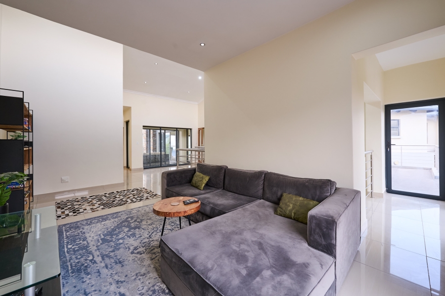 4 Bedroom Property for Sale in Waterfall Country Village Gauteng