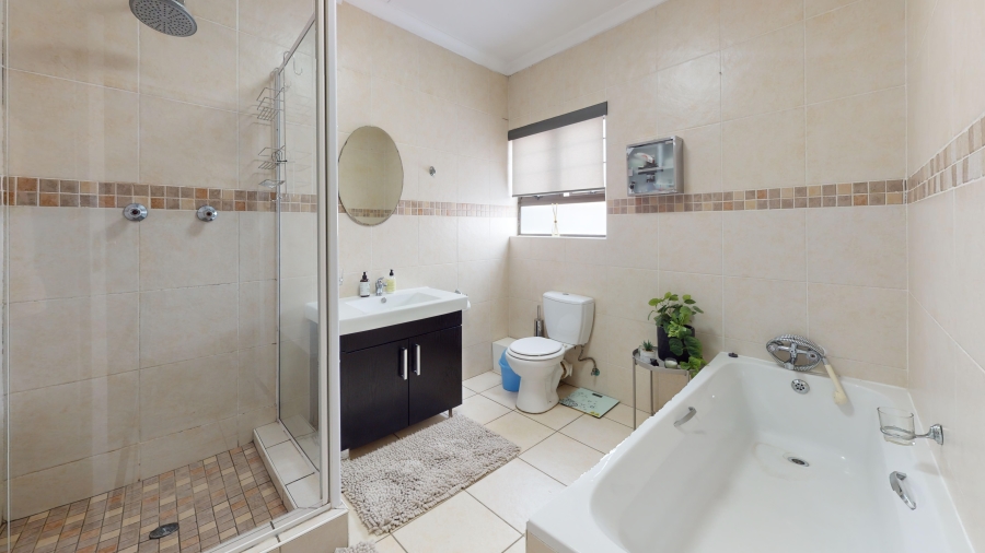 3 Bedroom Property for Sale in Parkrand Gauteng