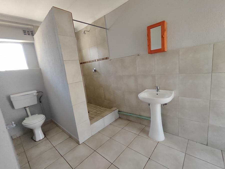 To Let 1 Bedroom Property for Rent in Glen Austin Gauteng