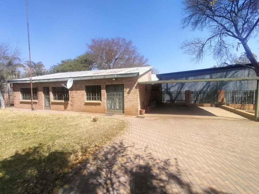 8 Bedroom Property for Sale in Bultfontein A H Gauteng