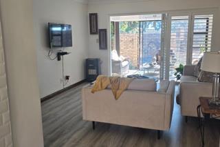 2 Bedroom Property for Sale in Magalieskruin Gauteng