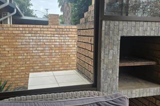 2 Bedroom Property for Sale in Magalieskruin Gauteng