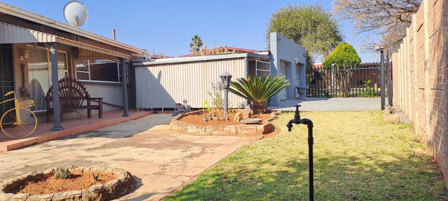 3 Bedroom Property for Sale in Minnebron Gauteng