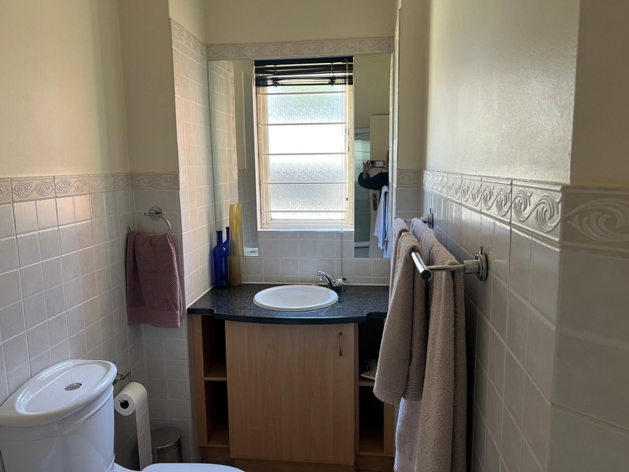 To Let 2 Bedroom Property for Rent in Melrose Gauteng