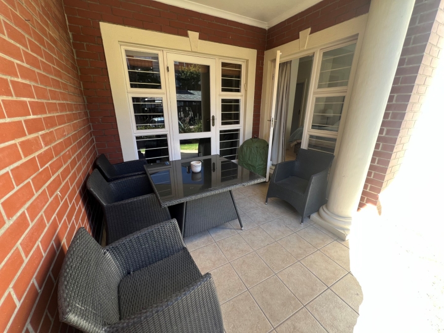 To Let 2 Bedroom Property for Rent in Melrose Gauteng
