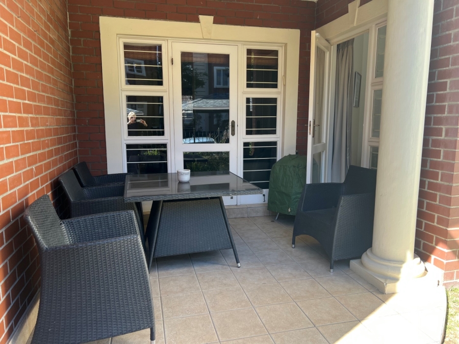 To Let 2 Bedroom Property for Rent in Melrose Gauteng