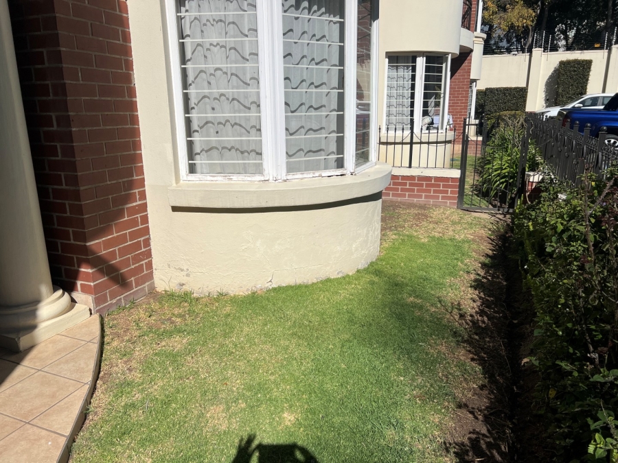 To Let 2 Bedroom Property for Rent in Melrose Gauteng