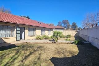 3 Bedroom Property for Sale in Raceview Gauteng
