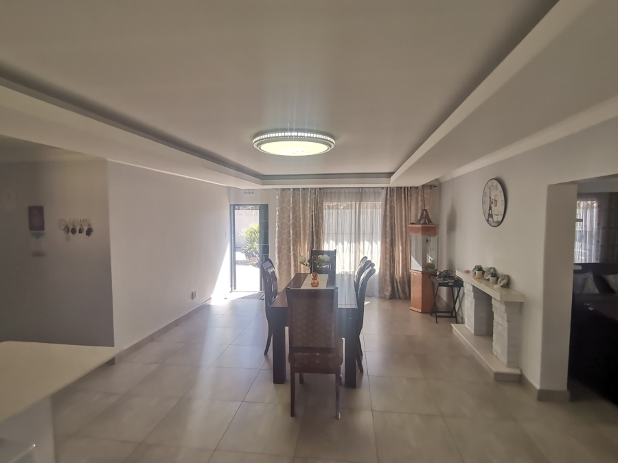3 Bedroom Property for Sale in Raceview Gauteng