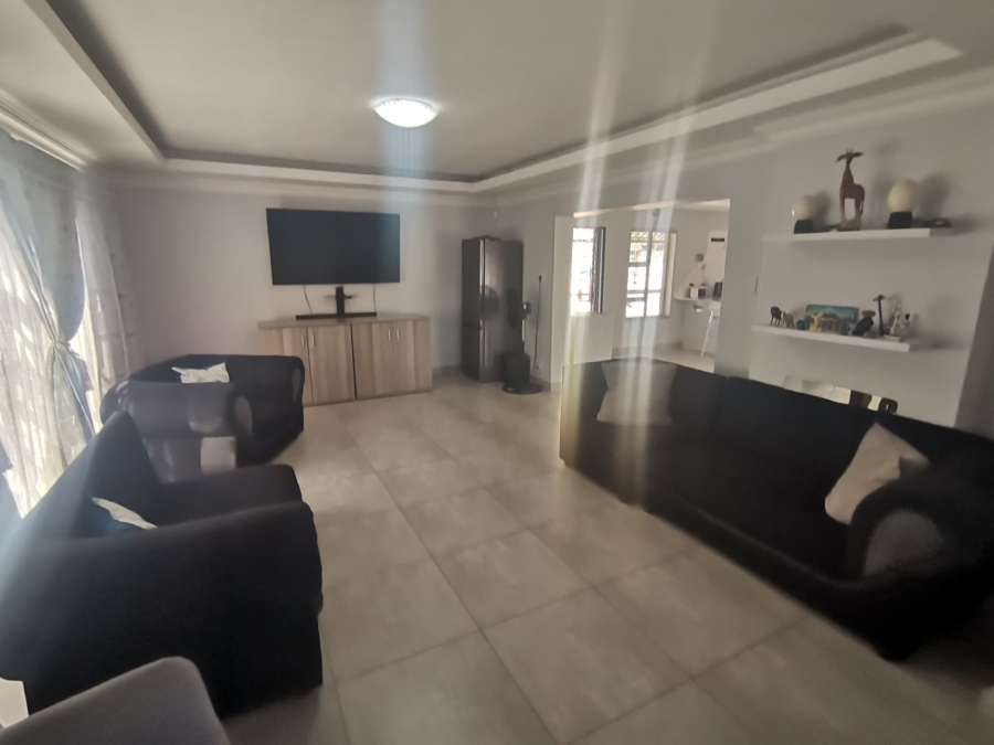 3 Bedroom Property for Sale in Raceview Gauteng