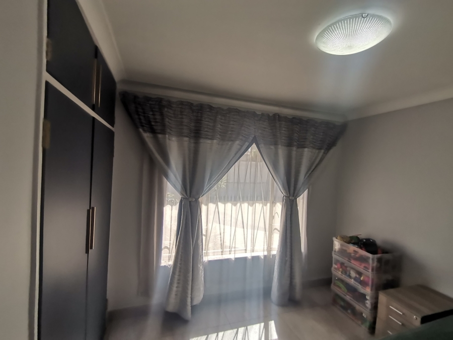 3 Bedroom Property for Sale in Raceview Gauteng