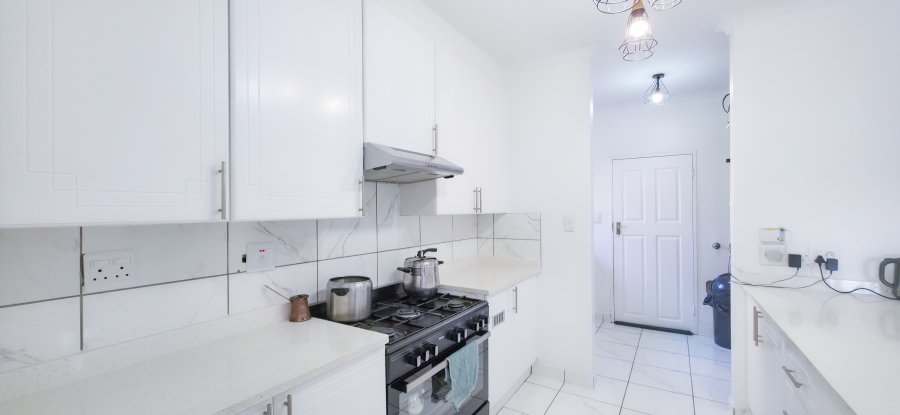 3 Bedroom Property for Sale in Equestria Gauteng