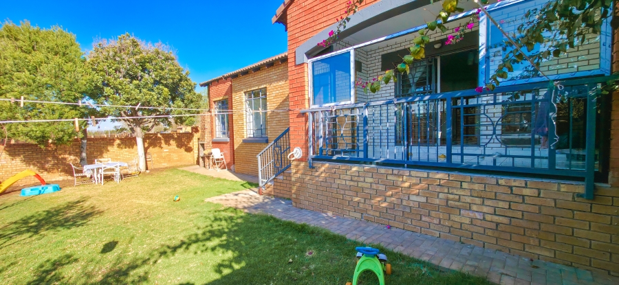 3 Bedroom Property for Sale in Equestria Gauteng