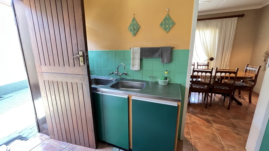 3 Bedroom Property for Sale in Greenhills Gauteng