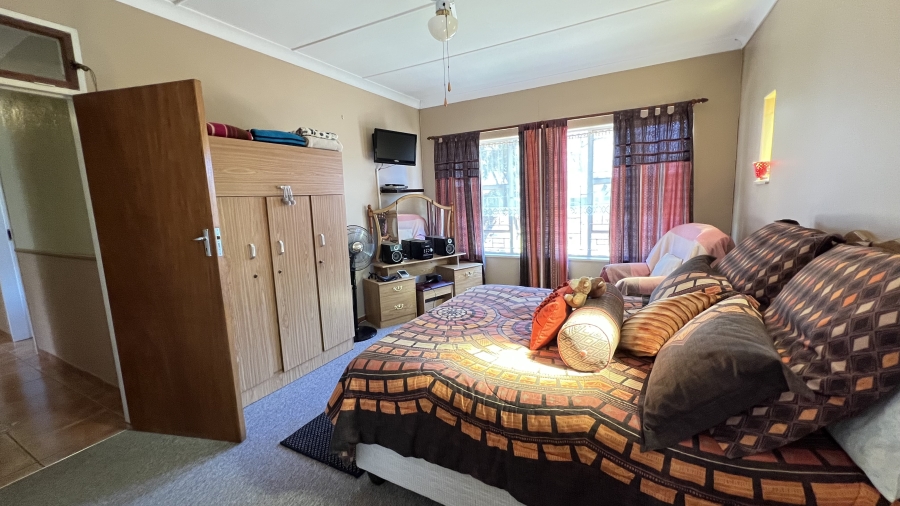 3 Bedroom Property for Sale in Greenhills Gauteng