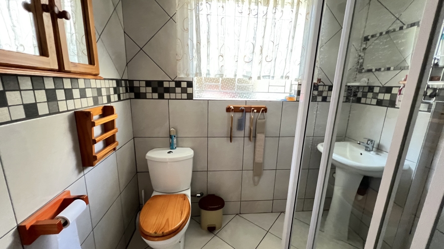 3 Bedroom Property for Sale in Greenhills Gauteng