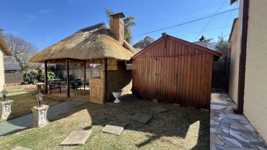 3 Bedroom Property for Sale in Greenhills Gauteng