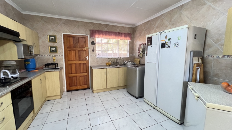 3 Bedroom Property for Sale in Eike Park Gauteng