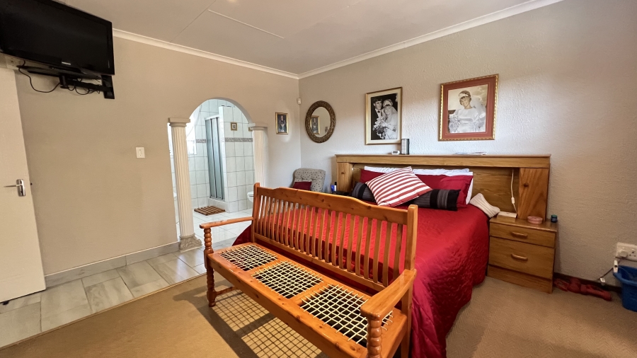 3 Bedroom Property for Sale in Eike Park Gauteng