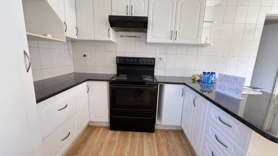 2 Bedroom Property for Sale in Eike Park Gauteng