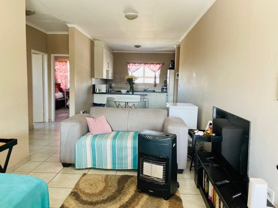 2 Bedroom Property for Sale in Die Hoewes Gauteng