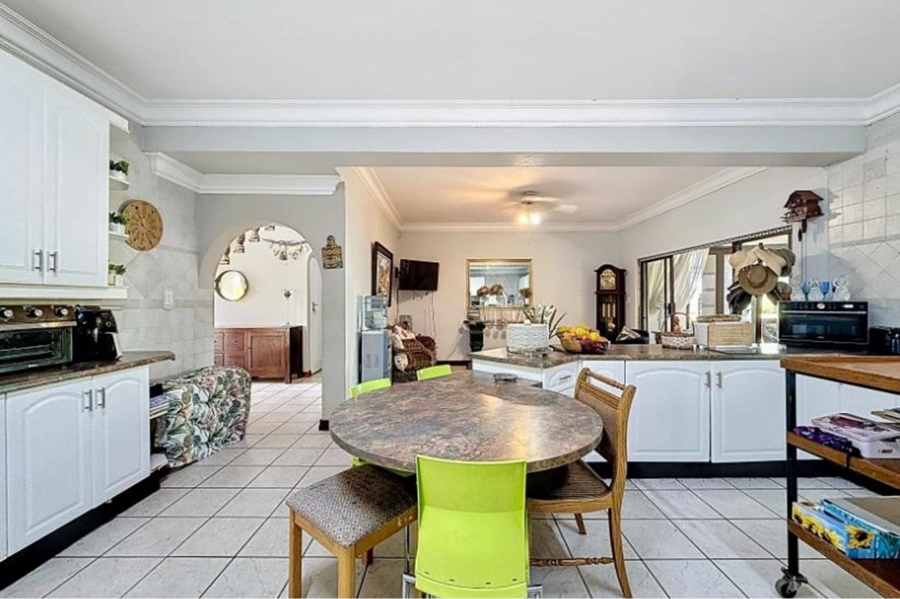 9 Bedroom Property for Sale in Mooikloof Equestrian Estate Gauteng