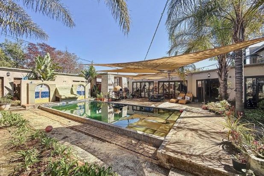 9 Bedroom Property for Sale in Mooikloof Equestrian Estate Gauteng