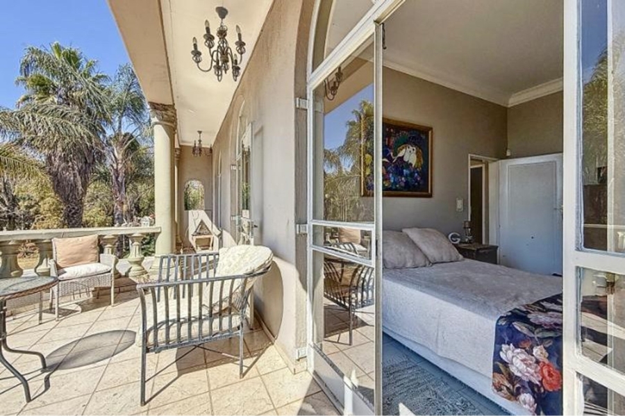 9 Bedroom Property for Sale in Mooikloof Equestrian Estate Gauteng