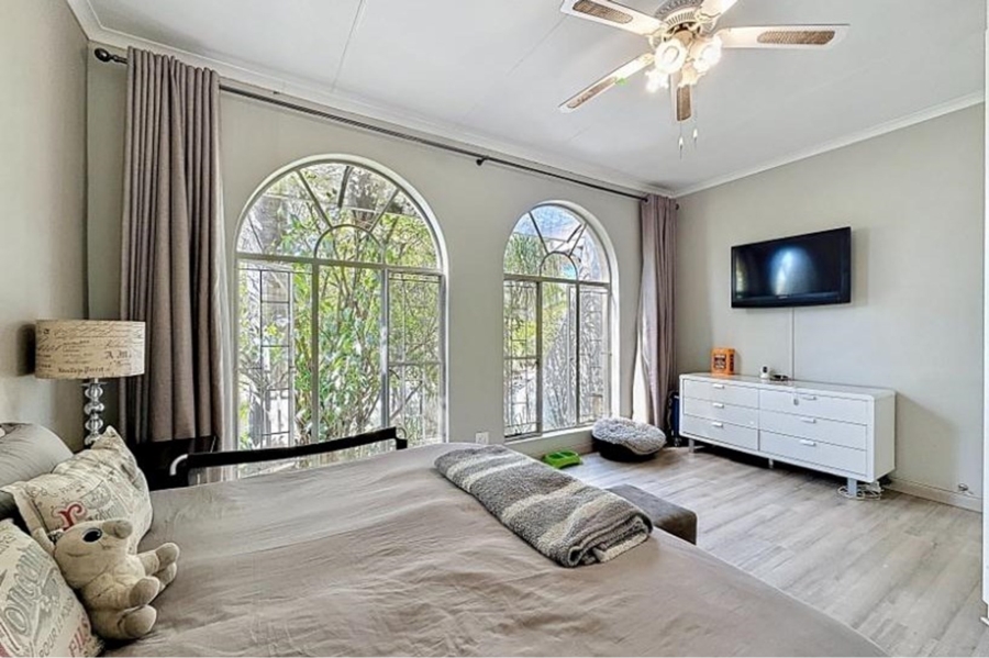9 Bedroom Property for Sale in Mooikloof Equestrian Estate Gauteng