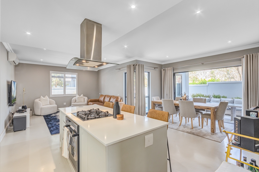 3 Bedroom Property for Sale in Broadacres Gauteng