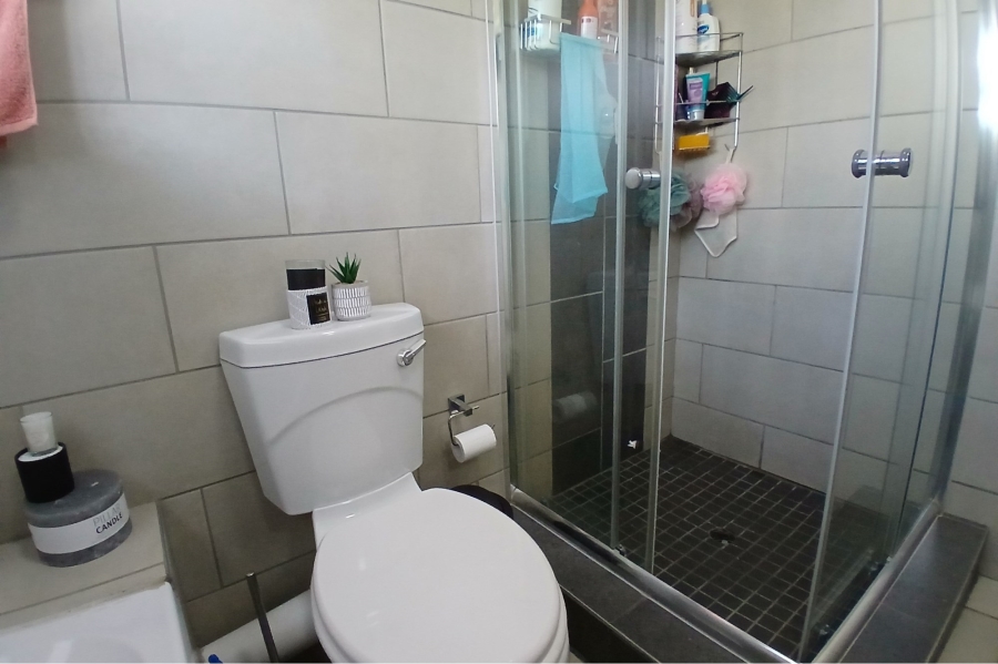 2 Bedroom Property for Sale in Rivonia Gauteng