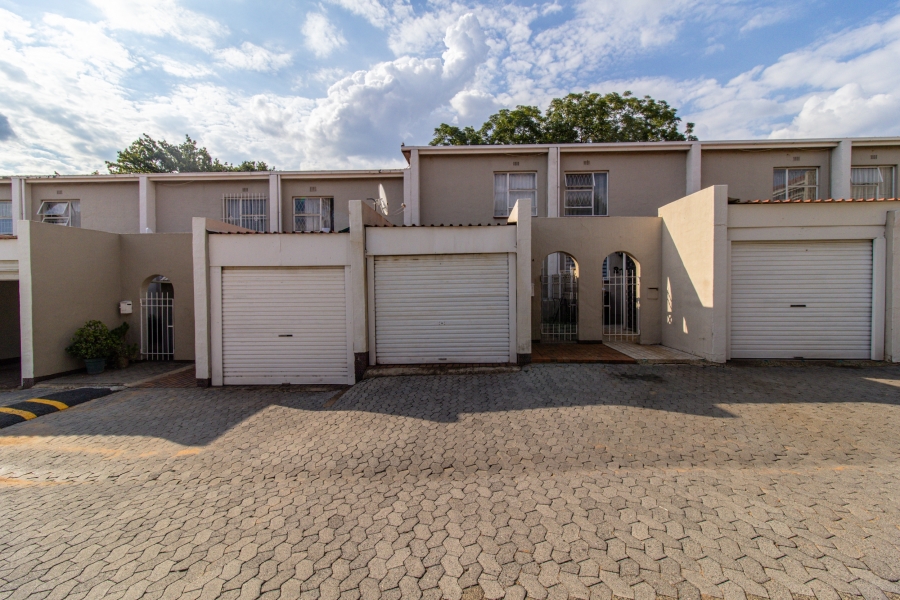 2 Bedroom Property for Sale in Haddon Gauteng