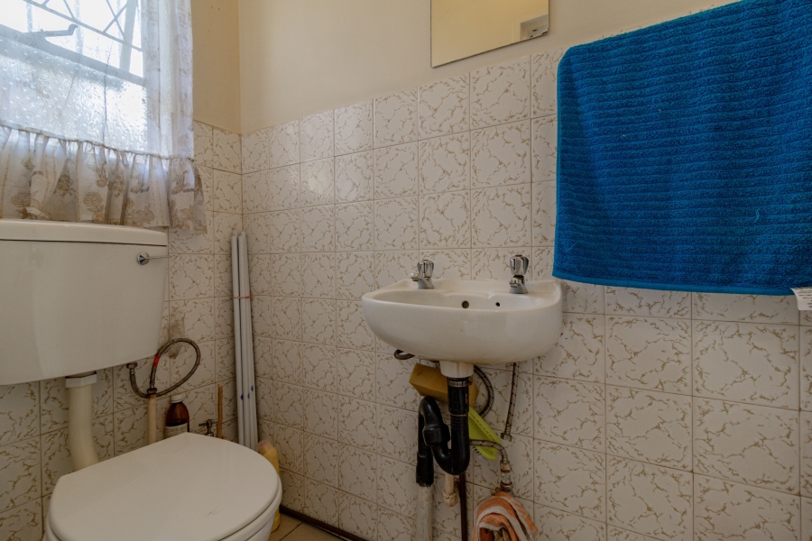 2 Bedroom Property for Sale in Haddon Gauteng