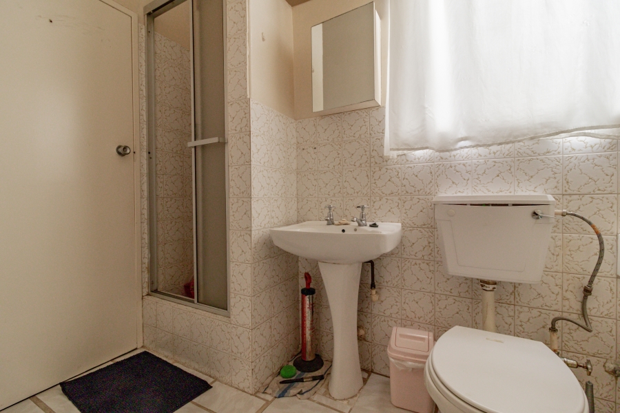 2 Bedroom Property for Sale in Haddon Gauteng