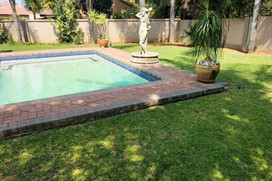 To Let 5 Bedroom Property for Rent in Moreleta Park Gauteng